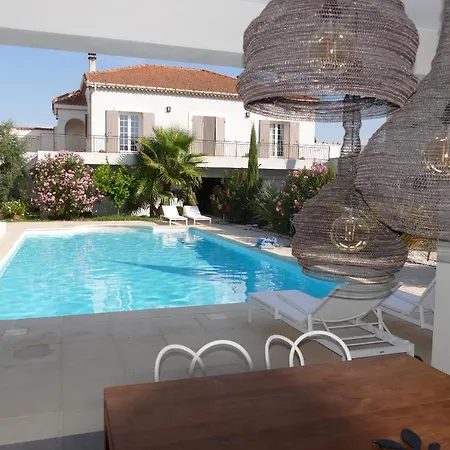 Maison Galatea 3* Noves