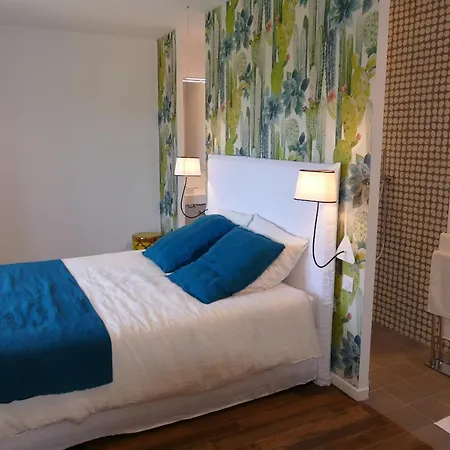 Maison Galatea Bed & Breakfast Noves