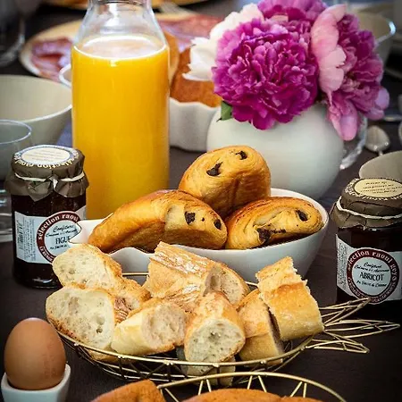 Bed & Breakfast Maison Galatea 3*